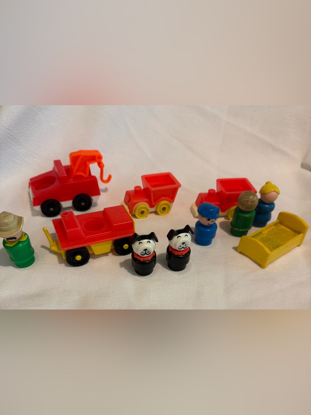1970’s-80’s Vintage Fisher-Price Toys 4 Vehicles 6 People 1 bed (12 total)
